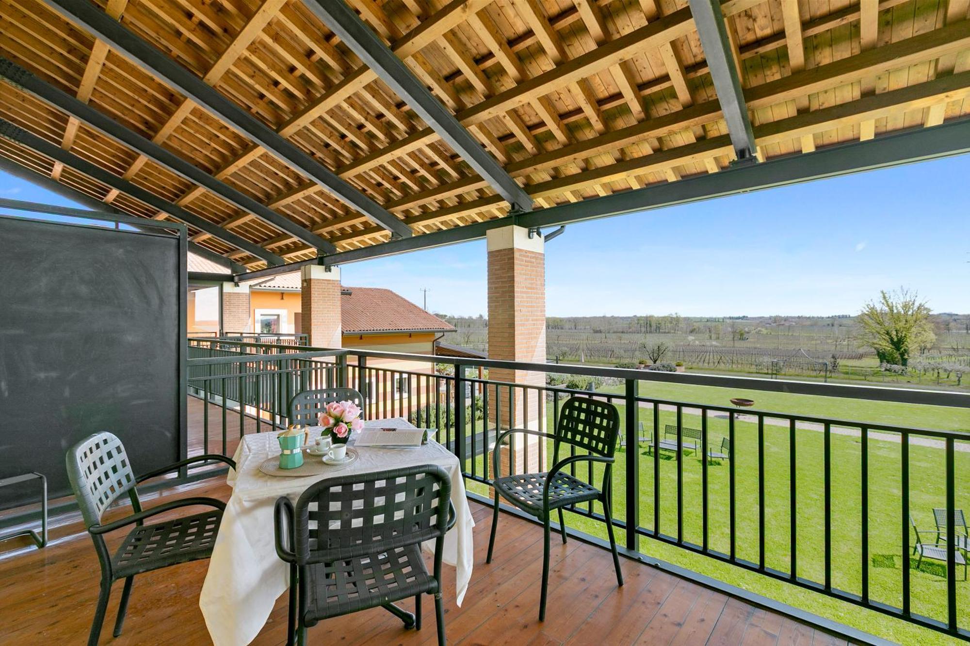 Almavite Wine Resort With Pool Ντεζεντσάνο ντελ Γκάρντα Εξωτερικό φωτογραφία