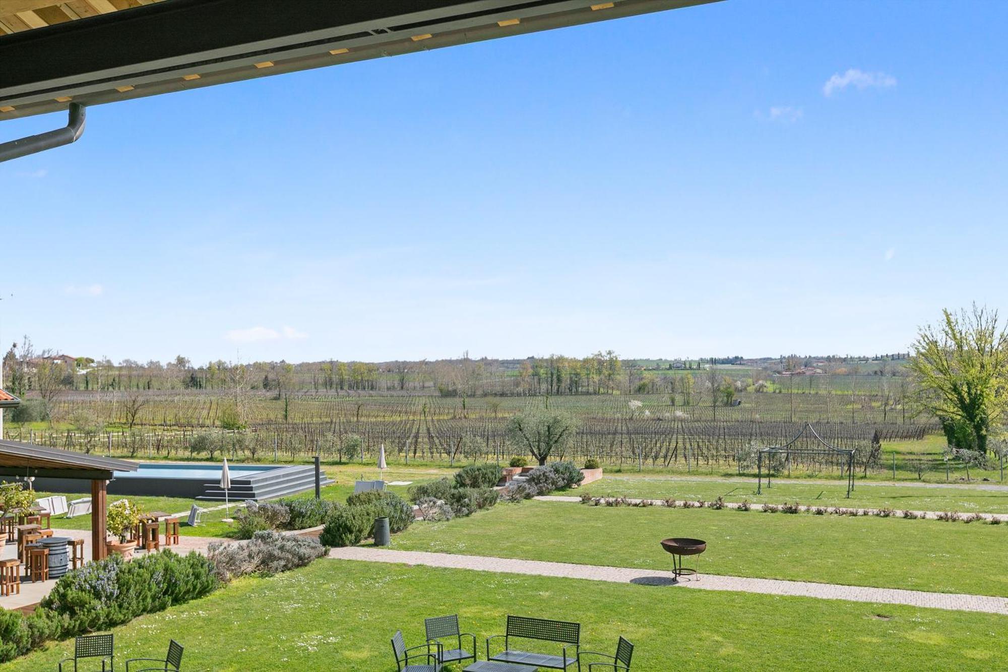 Almavite Wine Resort With Pool Ντεζεντσάνο ντελ Γκάρντα Εξωτερικό φωτογραφία