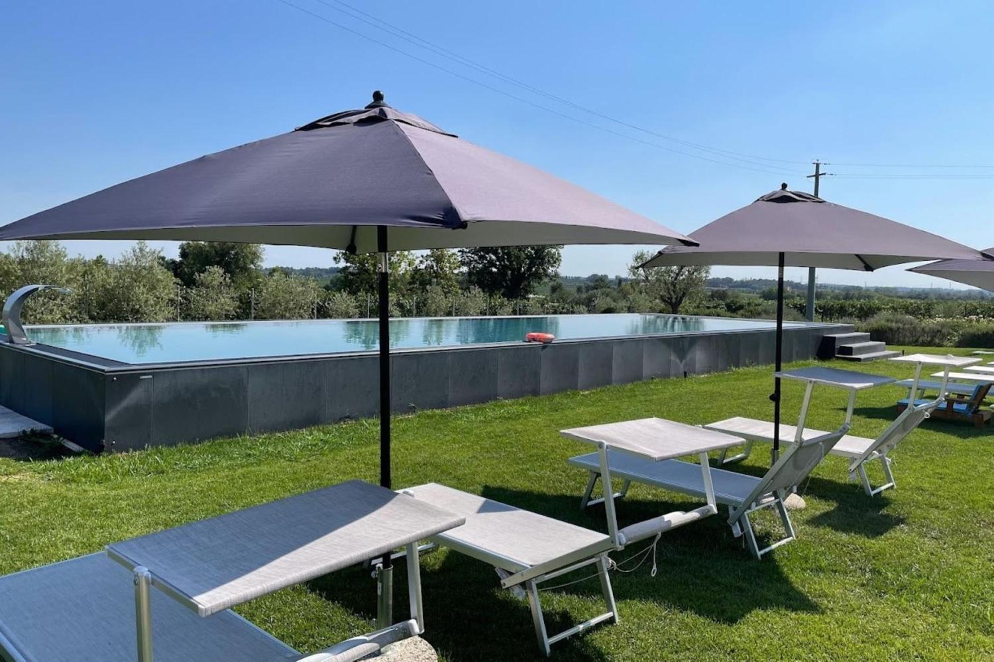 Almavite Wine Resort With Pool Ντεζεντσάνο ντελ Γκάρντα Εξωτερικό φωτογραφία