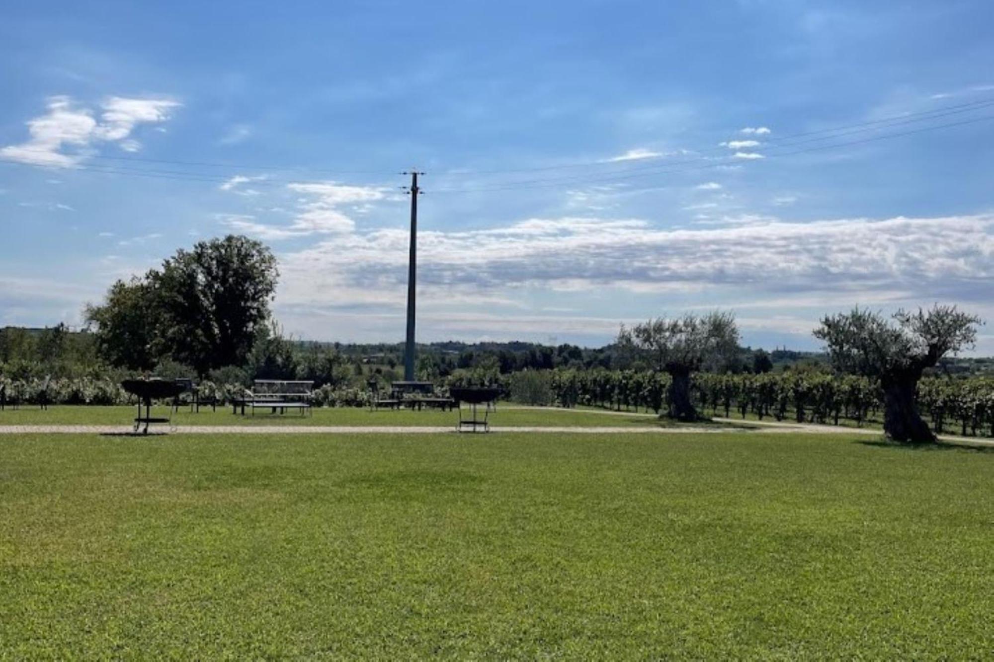 Almavite Wine Resort With Pool Ντεζεντσάνο ντελ Γκάρντα Εξωτερικό φωτογραφία
